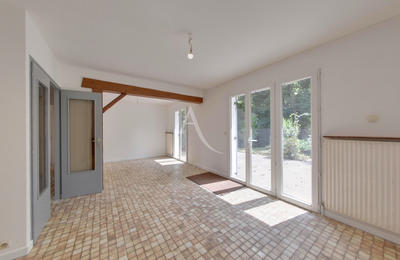 Maison - 106 m² - 5 pièces