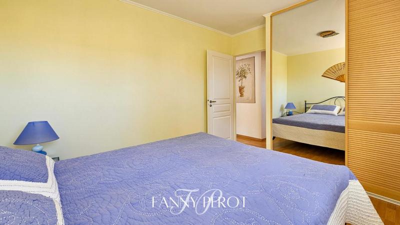 Villa - 194 m² - 6 pièces