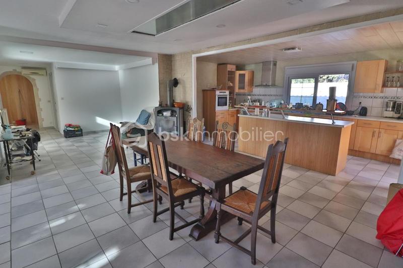 Maison - 158 m² - 6 pièces