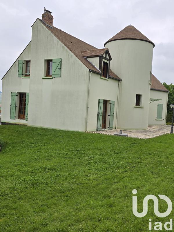 Maison - 196 m² - 6 pièces