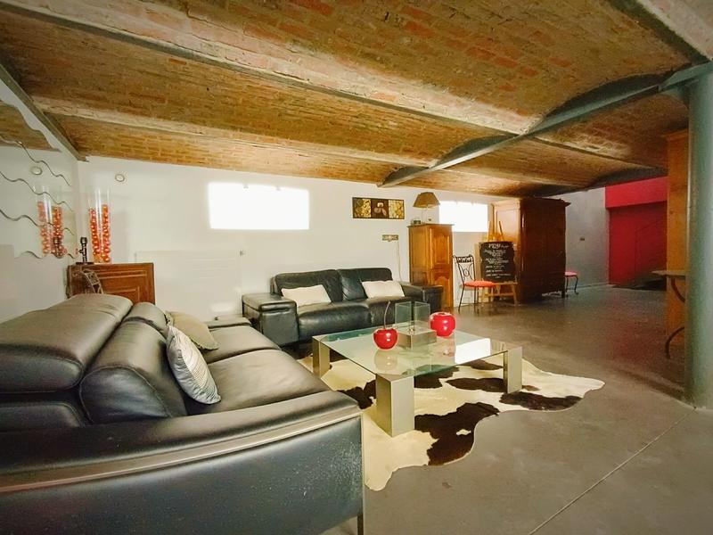 Loft - 198 m² - 7 pièces