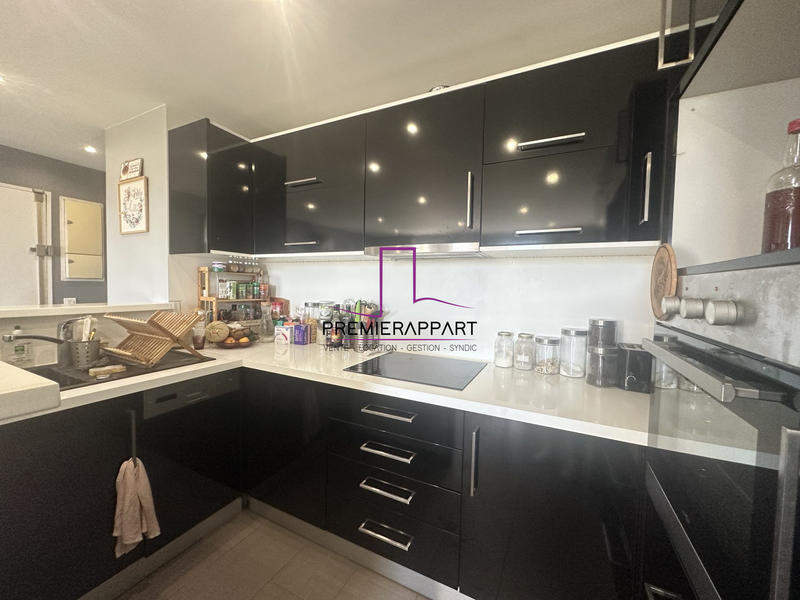 Appartement - 64 m² - 3 pièces