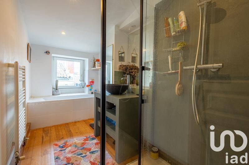 Appartement - 90 m² - 3 pièces