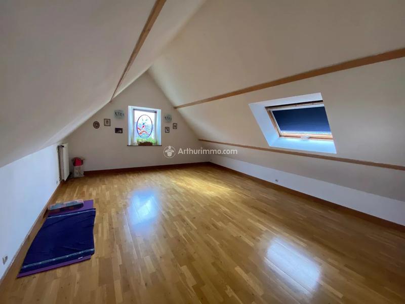 Maison - 180 m² - 6 pièces