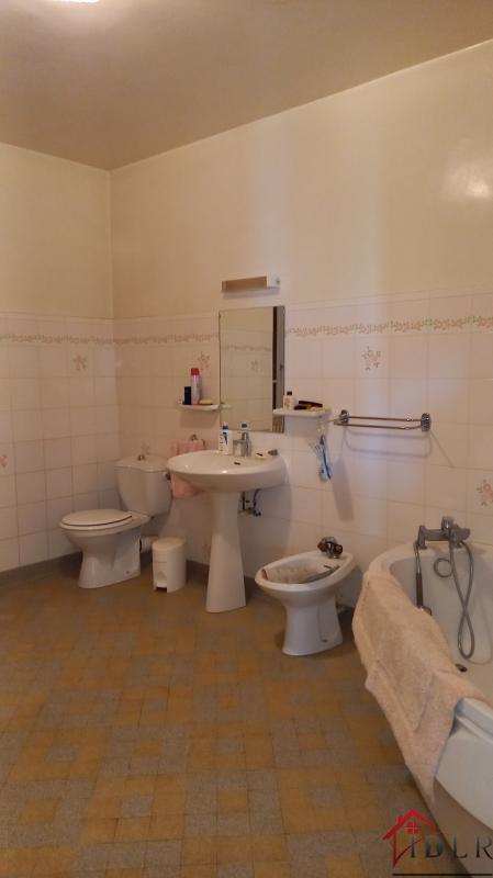 Maison de village - 241 m² - 9 pièces