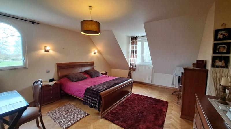 Maison - 194 m² - 7 pièces