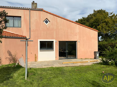 Maison - 94 m² - 4 pièces