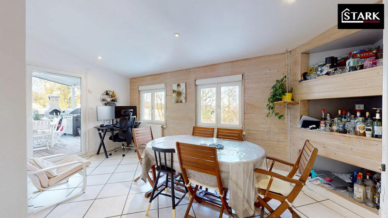 Maison - 170 m² - 6 pièces