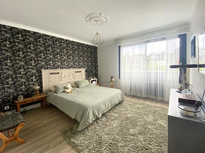 Appartement - 133 m² - 4 pièces