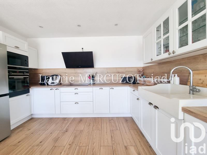 Maison - 206 m² - 6 pièces