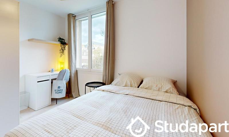 Chambre - 10 m² - 1 pièce