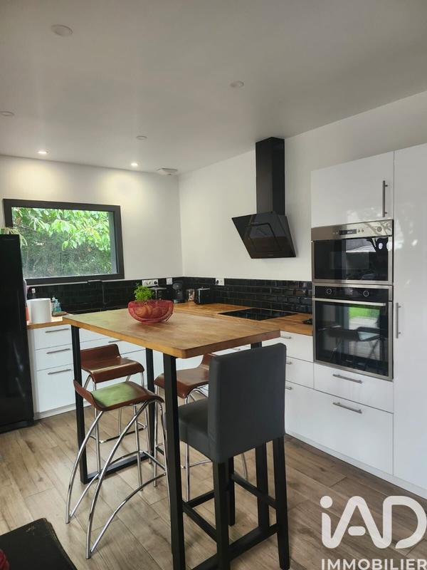 Maison - 110 m² - 5 pièces