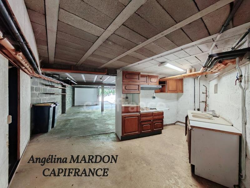 Maison - 169 m² - 6 pièces