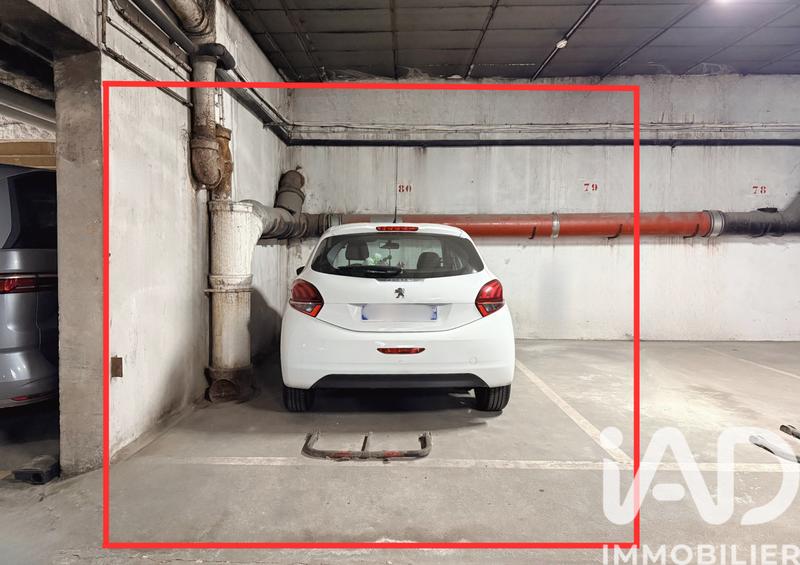Parking - 15 m²