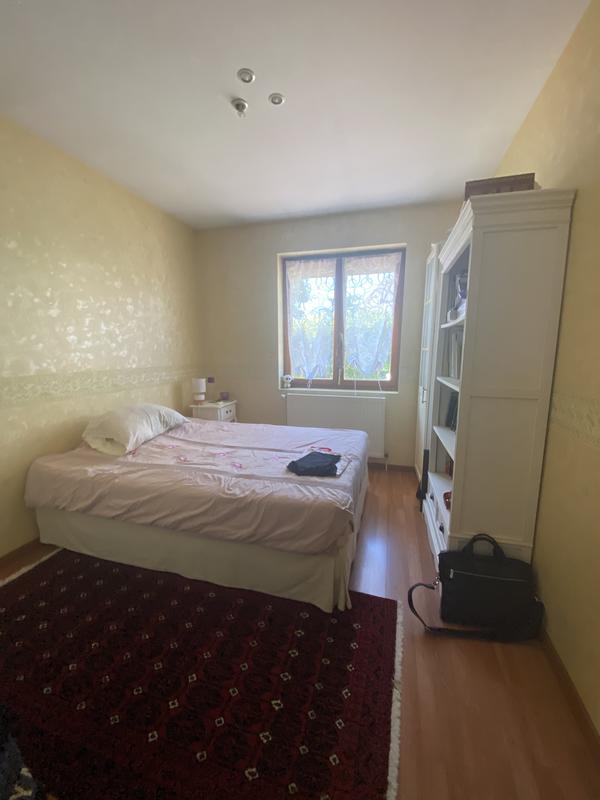 Maison - 220 m² - 9 pièces