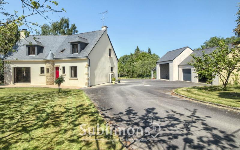 Maison - 176 m² - 6 pièces