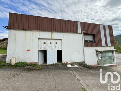 Maison - 500 m² - 8 pièces