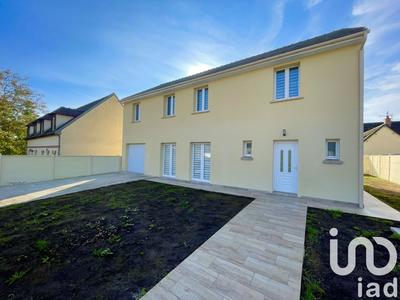 Maison - 151 m² - 6 pièces