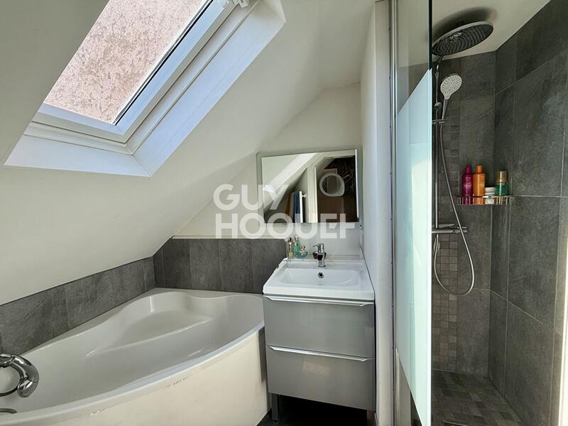 Maison - 81 m² - 5 pièces