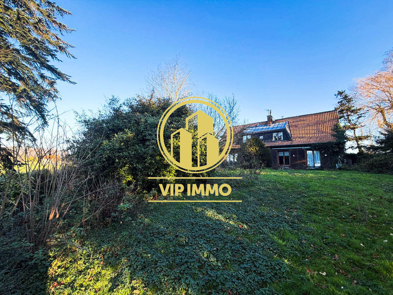 Maison - 204 m² - 10 pièces