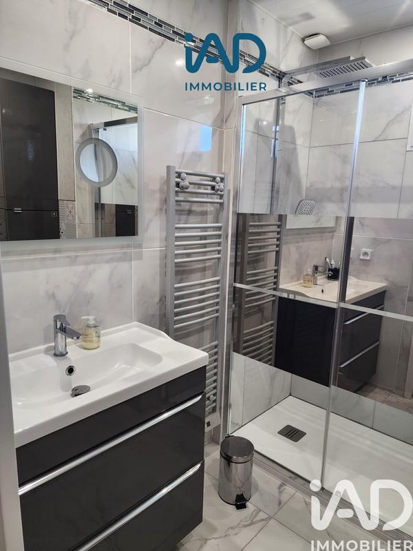 Maison - 98 m² - 4 pièces