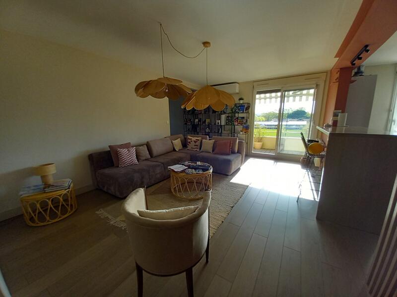 Appartement - 82 m² - 4 pièces