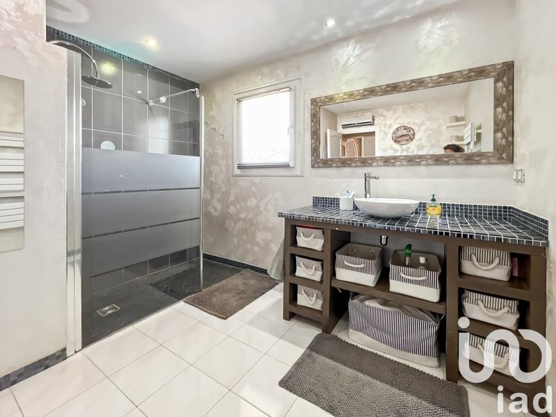 Maison - 142 m² - 5 pièces