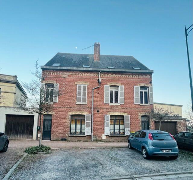 Maison - 240 m² - 7 pièces