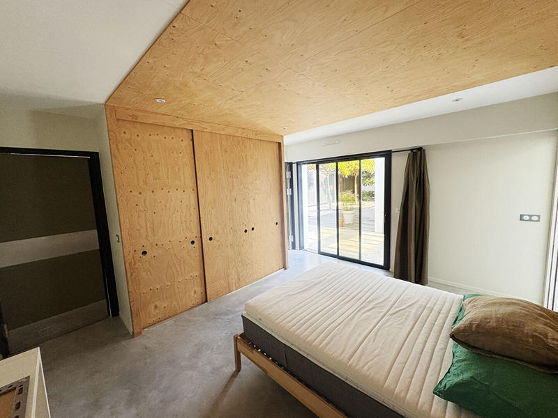 Maison - 215 m² - 7 pièces