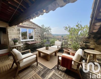 Maison - 195 m² - 9 pièces