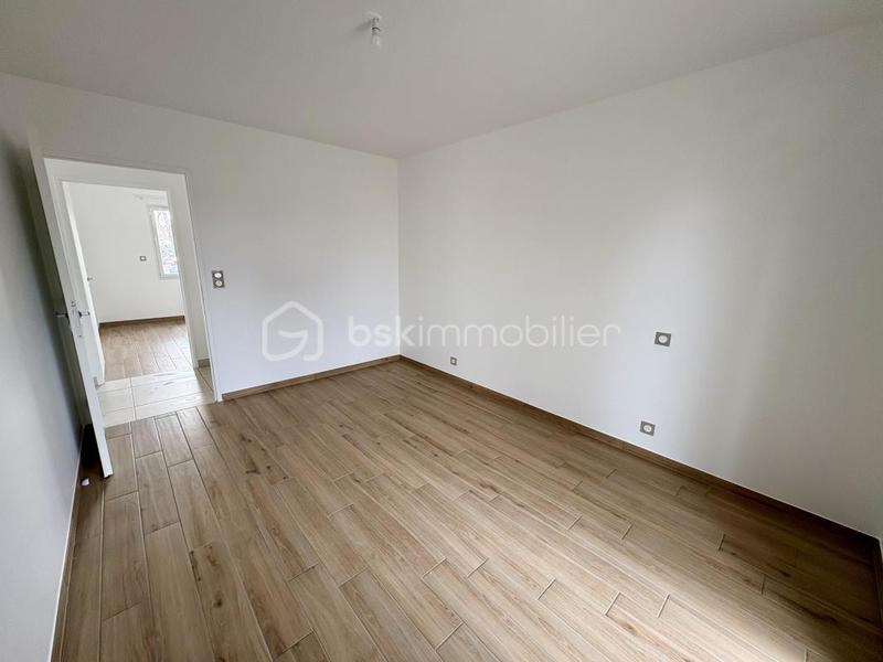 Maison jumelée - 82 m² - 3 pièces