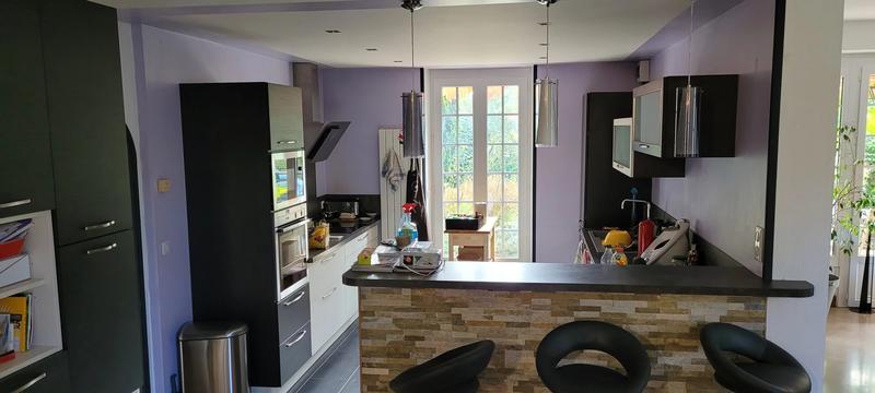 Propriété - 250 m² - 9 pièces