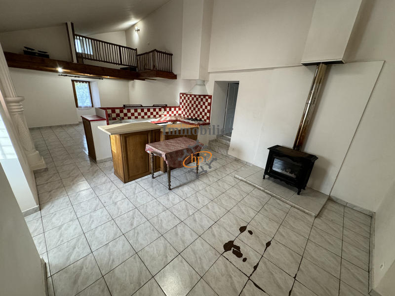 Maison - 76 m² - 3 pièces