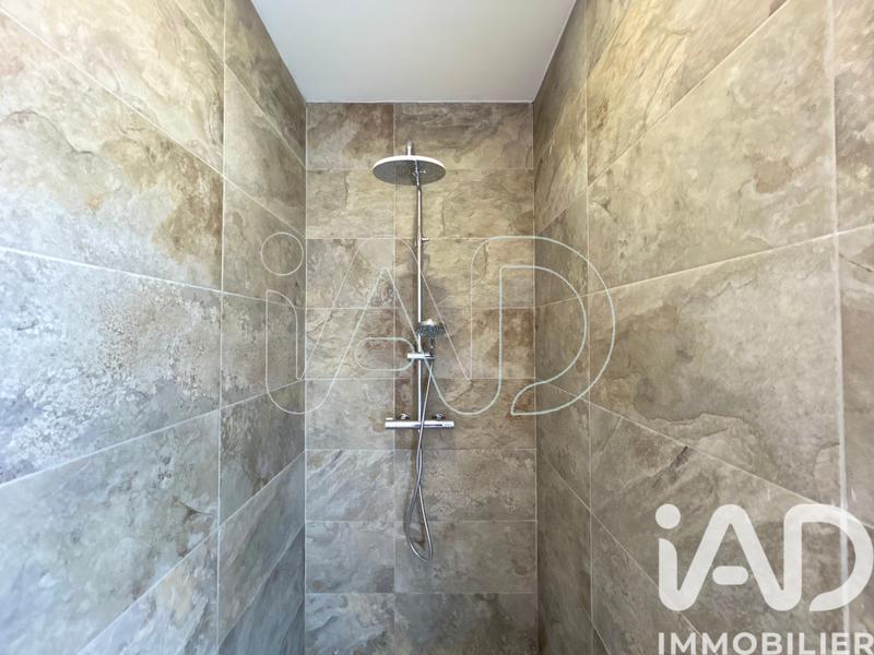 Maison - 181 m² - 6 pièces