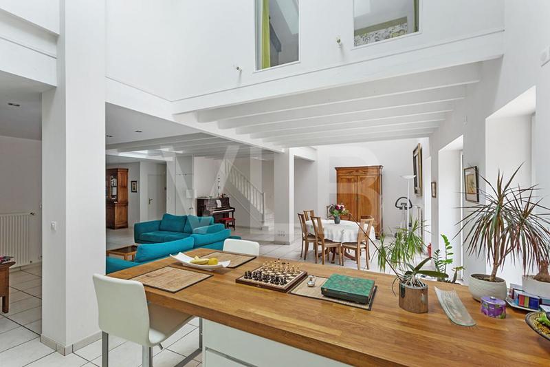 Maison - 183 m² - 6 pièces