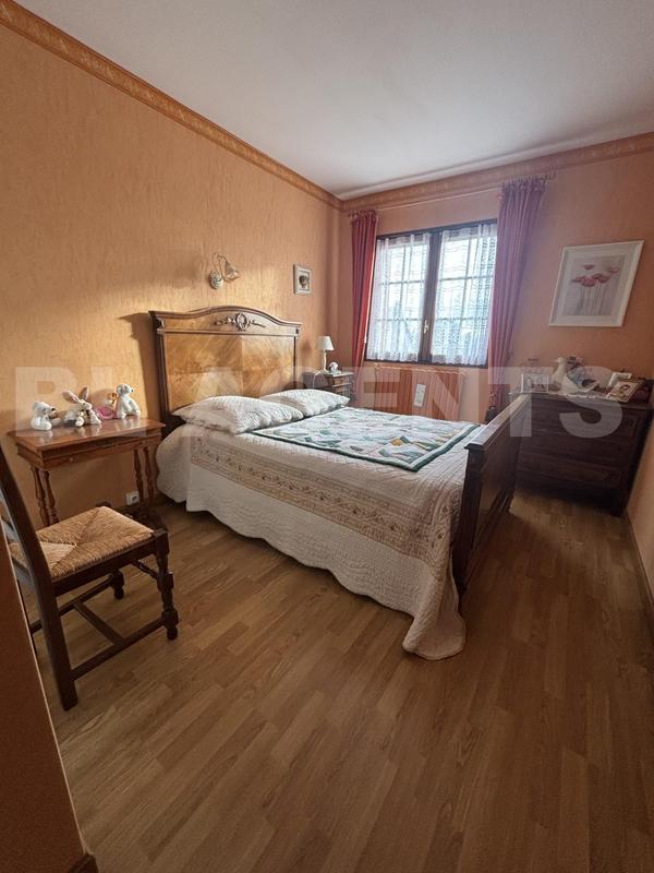 Maison - 140 m² - 7 pièces