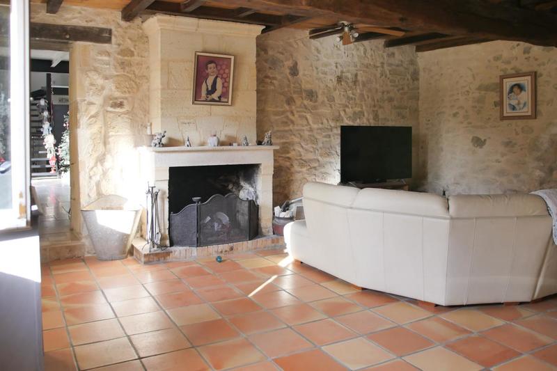 Maison - 196 m² - 5 pièces