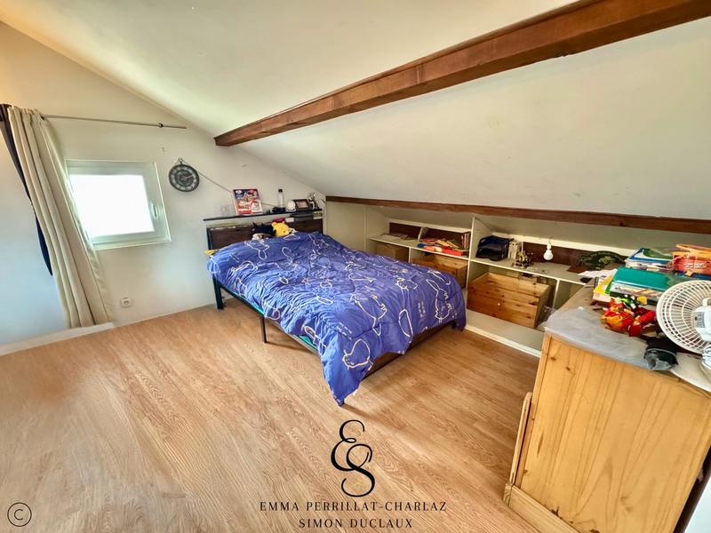 Maison - 90 m² - 6 pièces