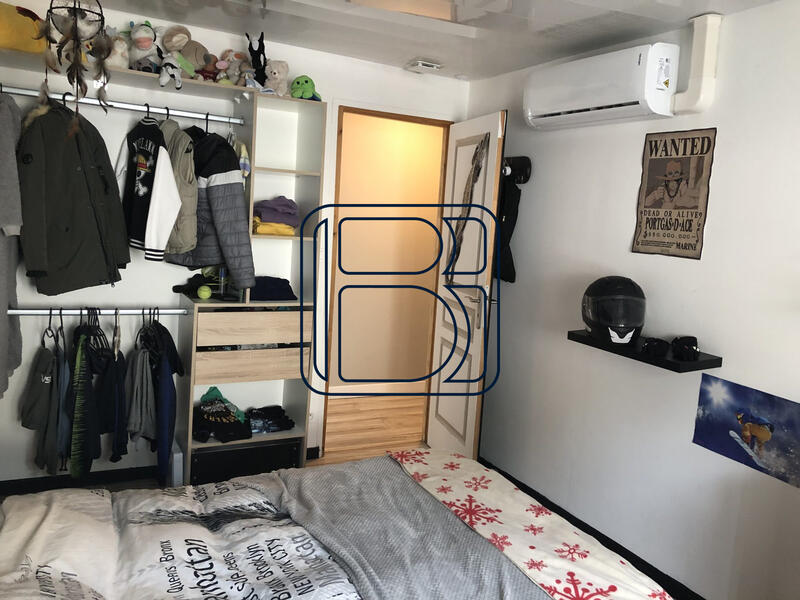 Maison - 122 m² - 8 pièces