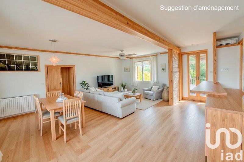 Maison - 140 m² - 8 pièces