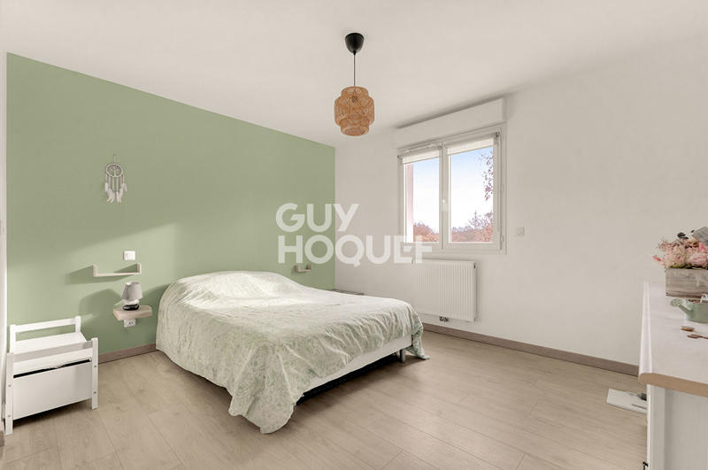 Maison - 102 m² - 4 pièces