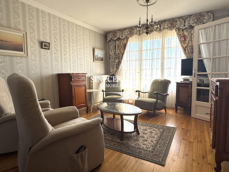 Maison - 130 m² - 7 pièces