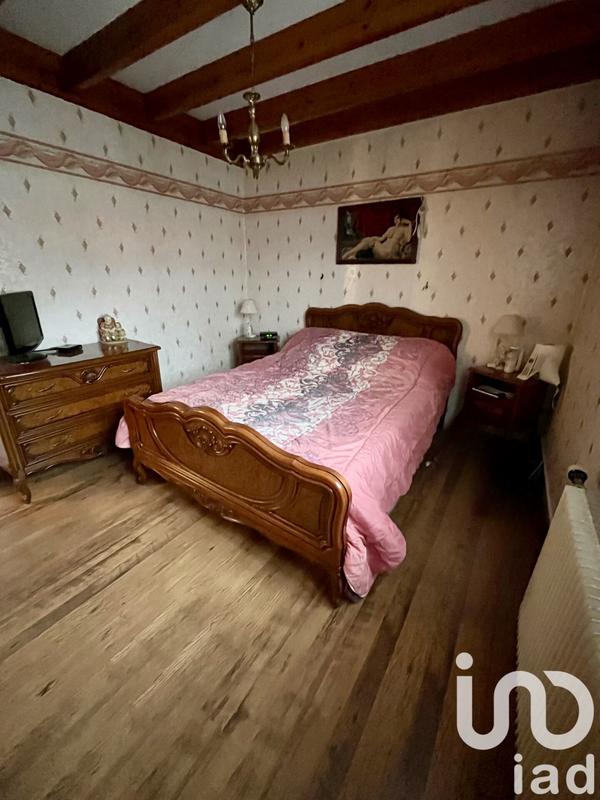 Maison - 135 m² - 9 pièces