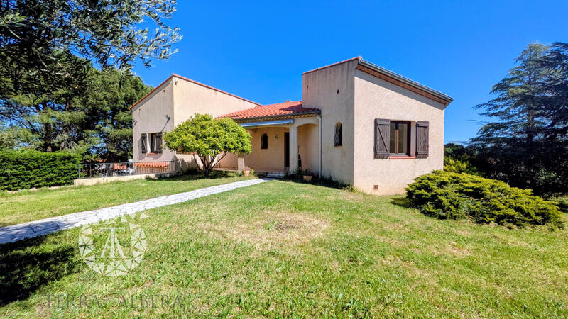 Maison - 143 m² - 5 pièces