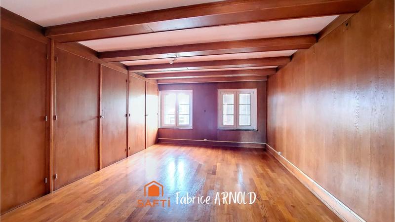 Appartement - 217 m² - 8 pièces