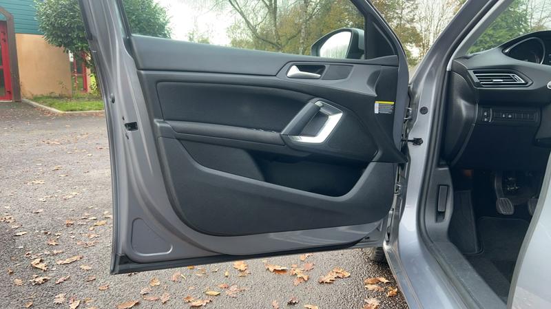 Peugeot 308 1.2 PureTech 110 Allure