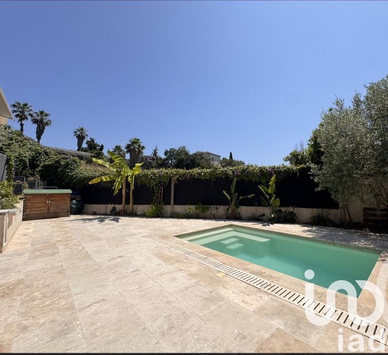 Maison - 137 m² - 4 pièces