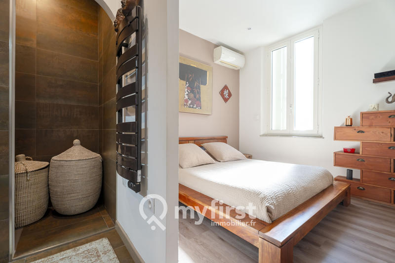 Appartement - 204 m² - 6 pièces