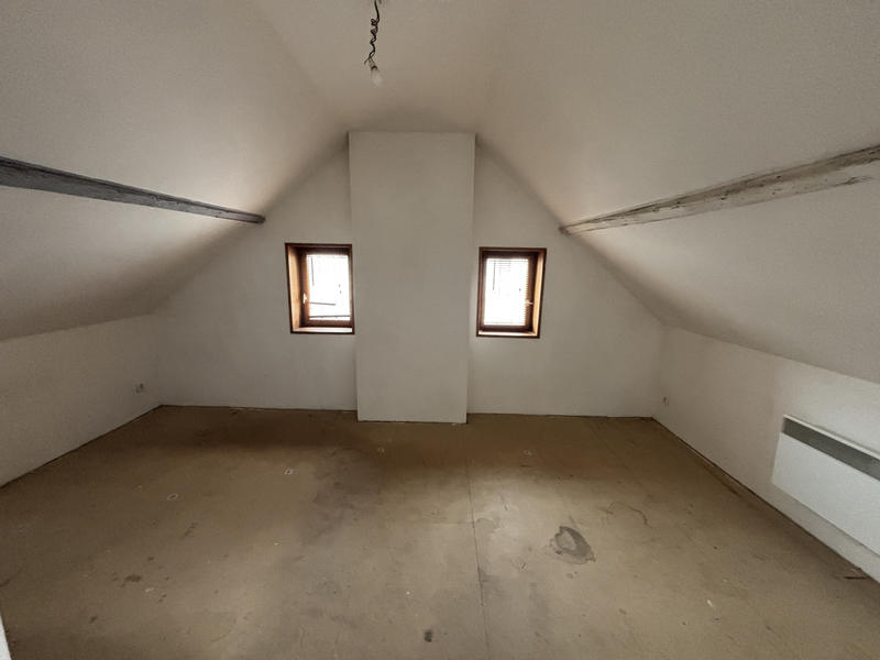 Maison - 100 m² - 6 pièces