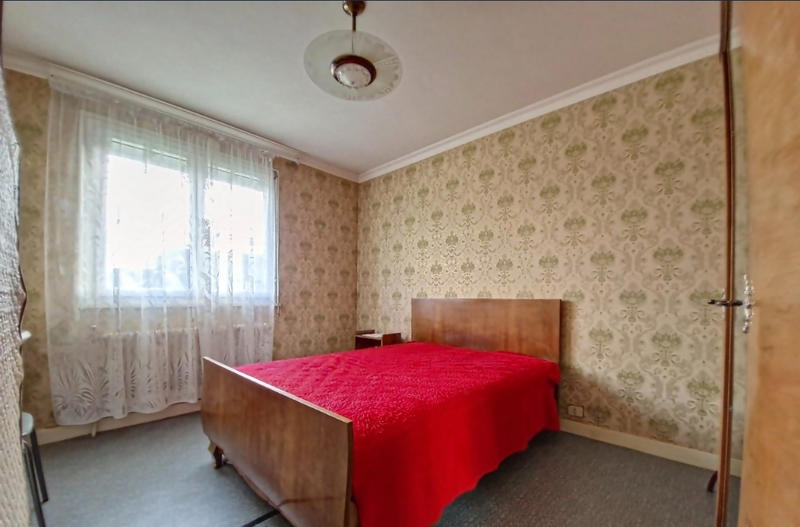 Maison - 101 m² - 7 pièces